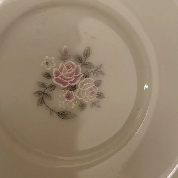 Signature Collection saucers - Picture 4 of 4